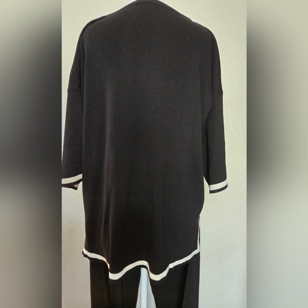 Elegant Black Women's Set Top And Pants.Size 2XL - Picture 3 of 9